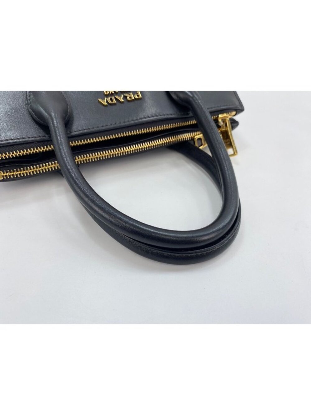 Prada Handbag 2-Way Paradigm - Picture 9 of 10